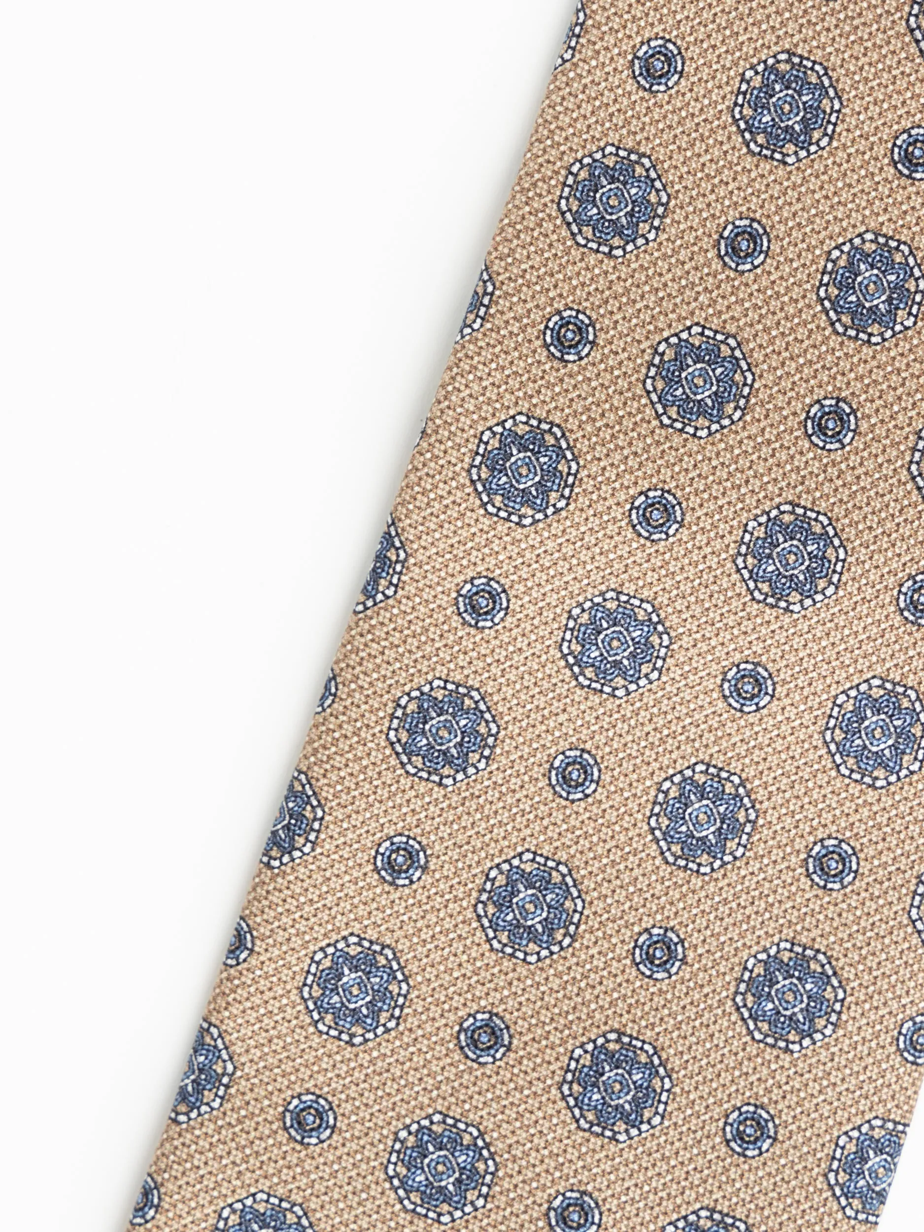 Brown Medallion Patterned Tie