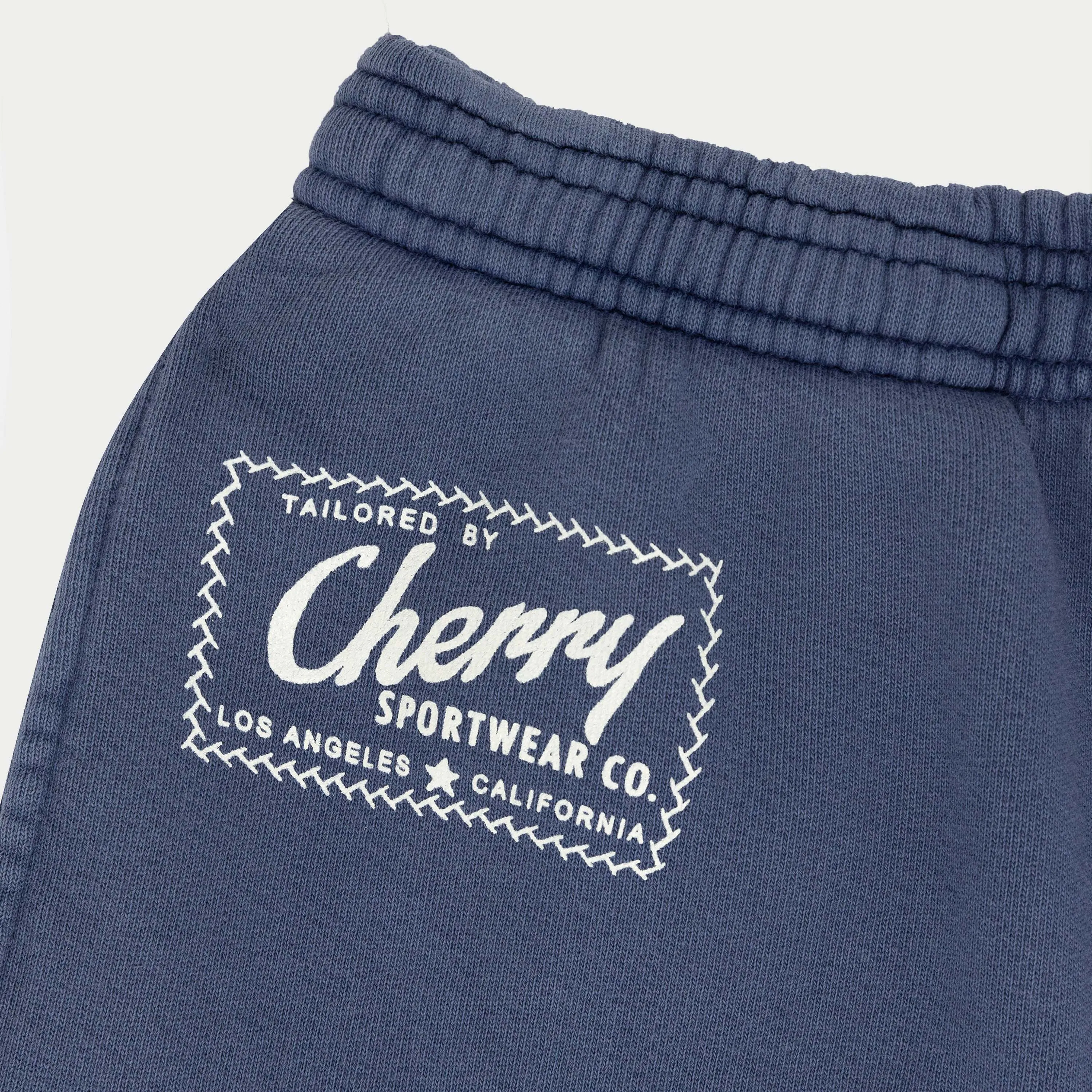 El Cam Midweight Sweatshorts (Faded Navy)