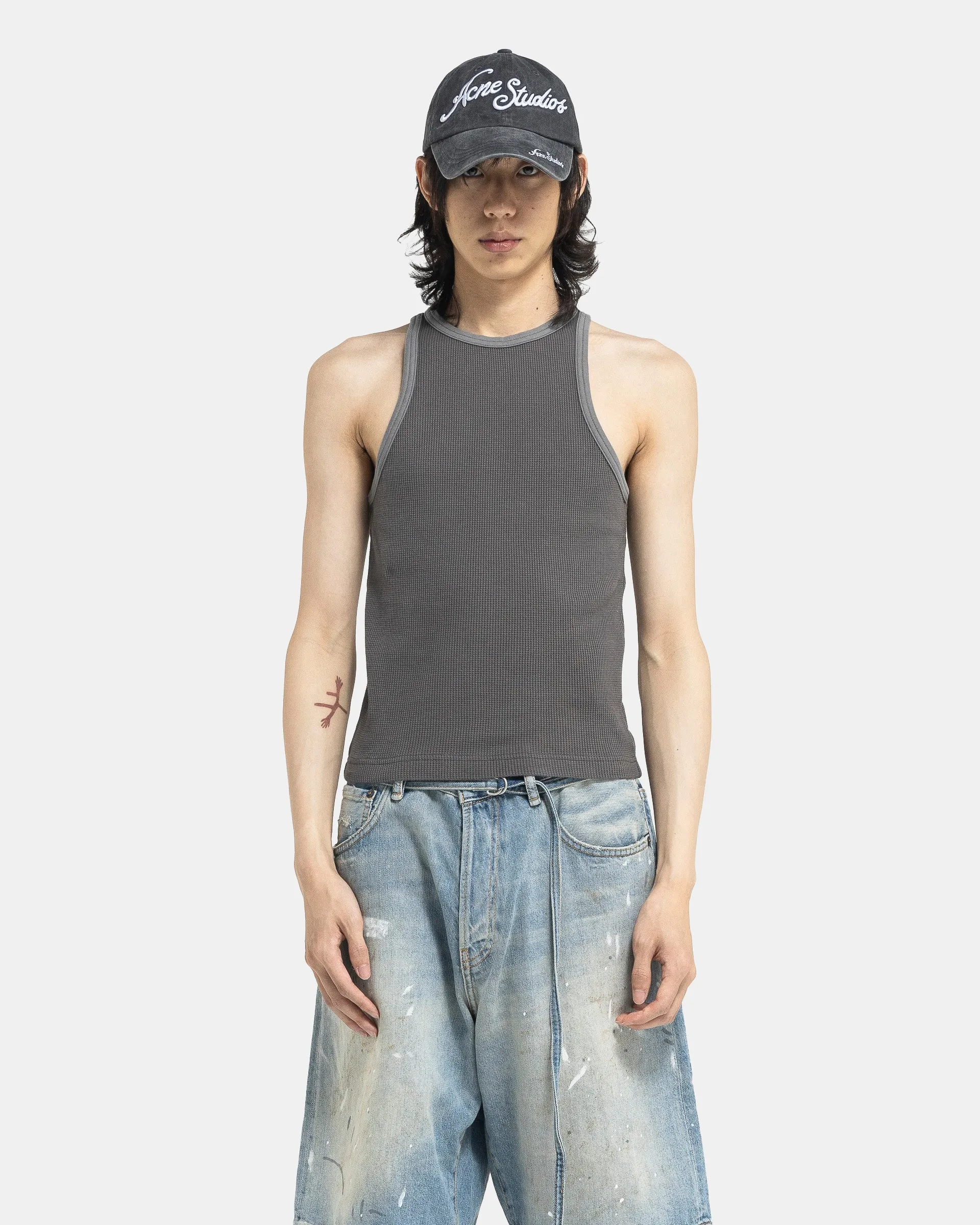 Fitted Tank Top in Faded Grey