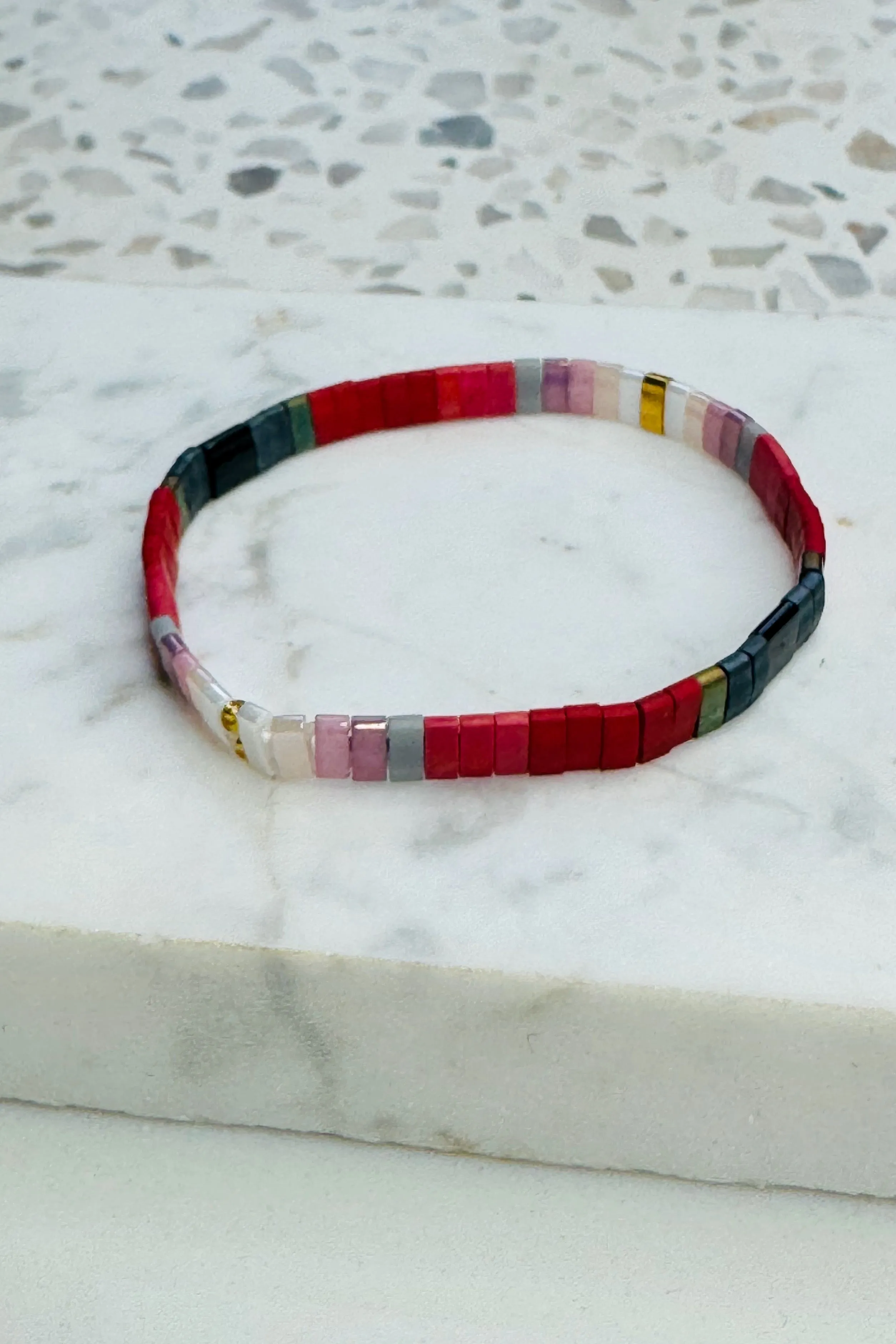 Handmade Glass Bead Bracelet - Red/Pink/Black