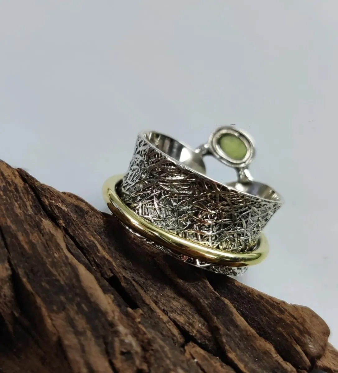 Handmade Spinning Peridot Ring