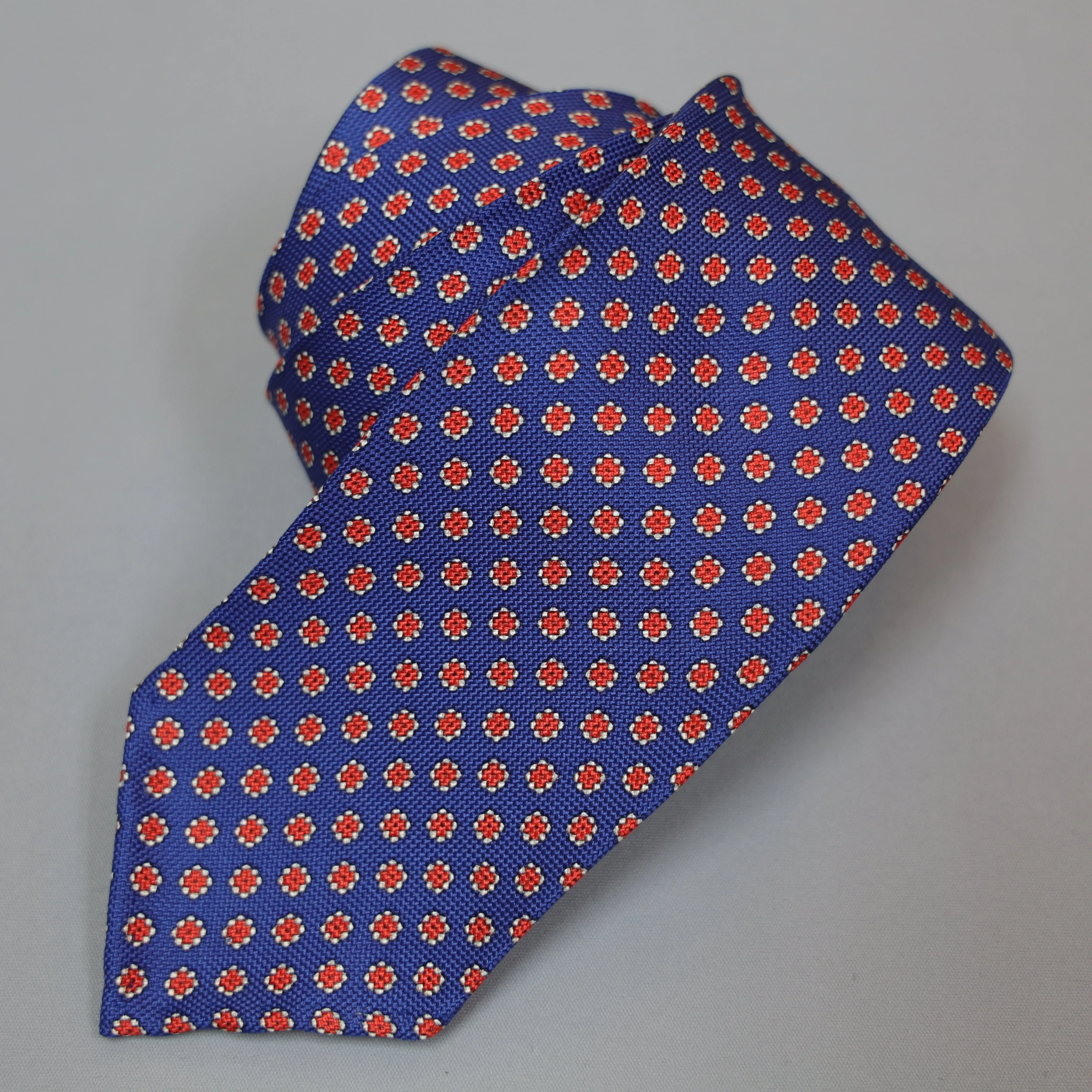 Handmade Vintage 7-Fold Tie