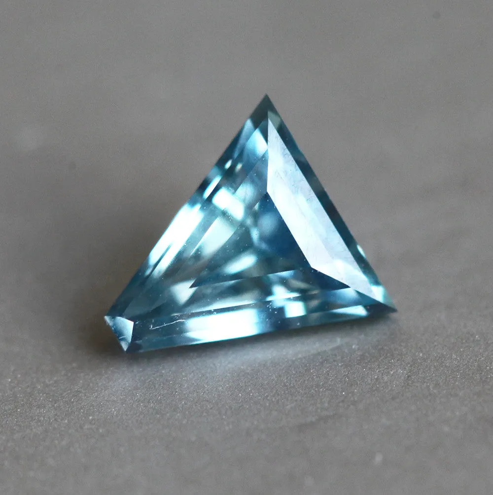 Loose 0.60 Ct Triangle Light Blue Montana Sapphire