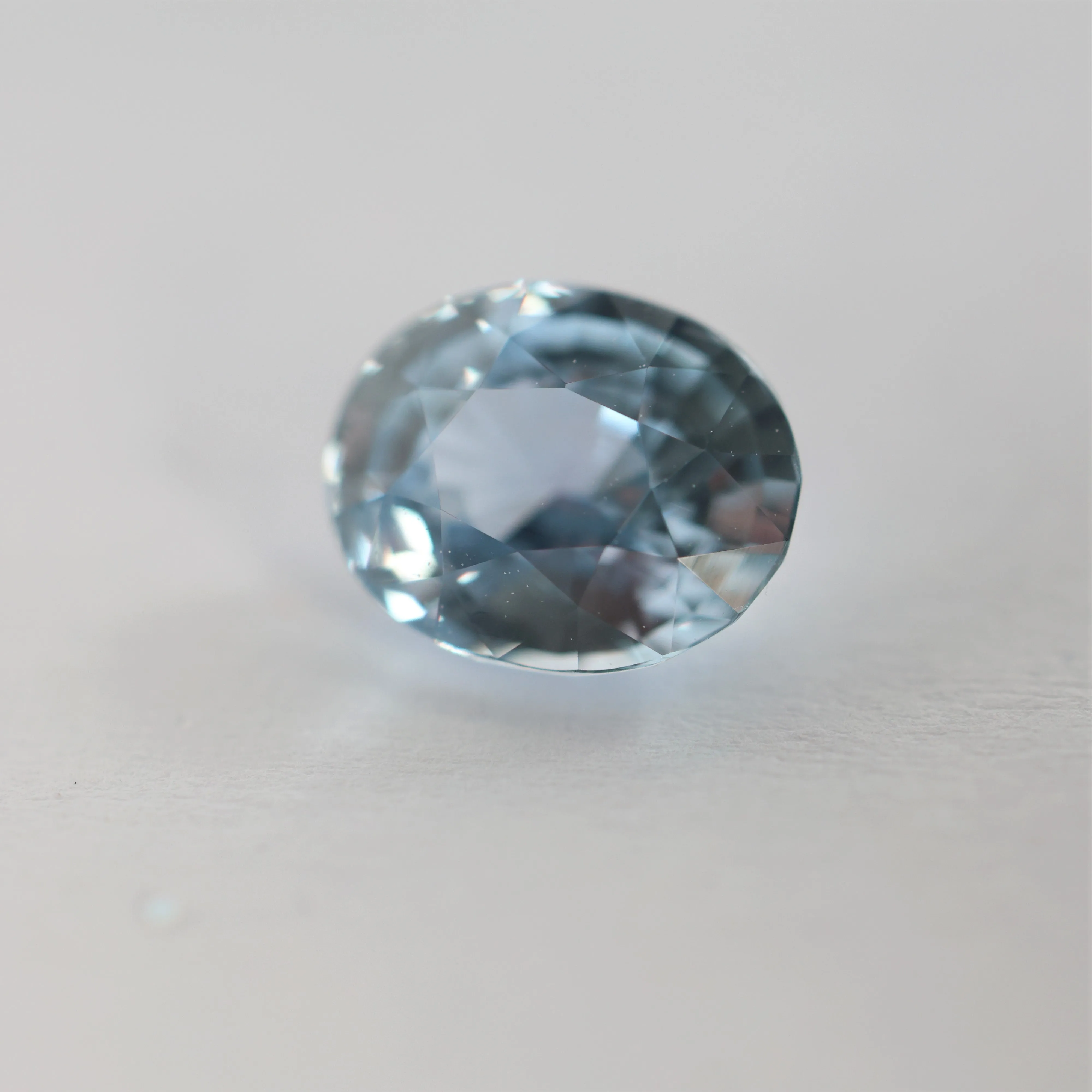 Loose 1.77 Ct Oval Blue Sapphire