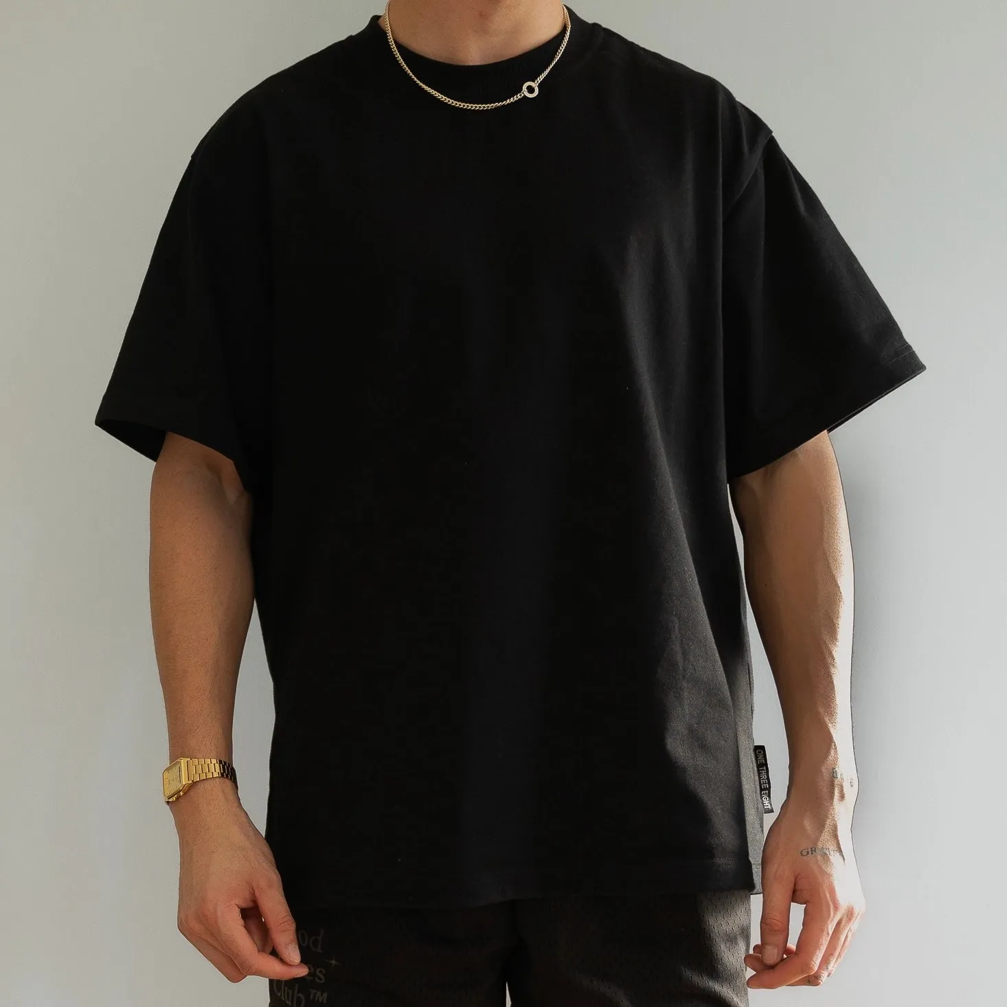 LUXURY BLANK TEE - BLACK