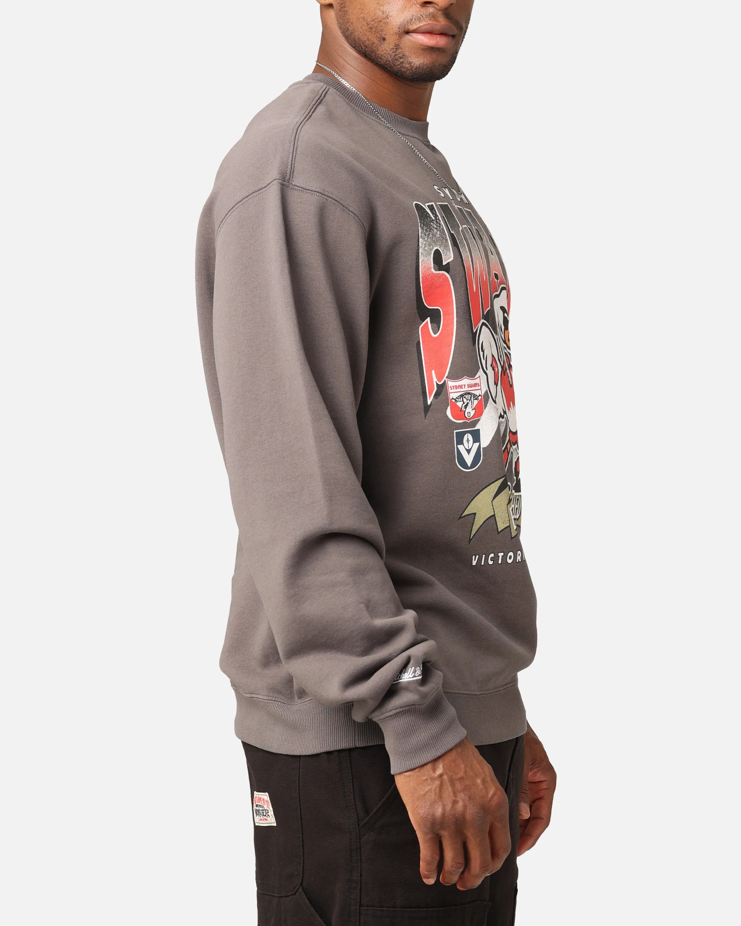 Mitchell & Ness Sydney Swans Character Crewneck Faded Black