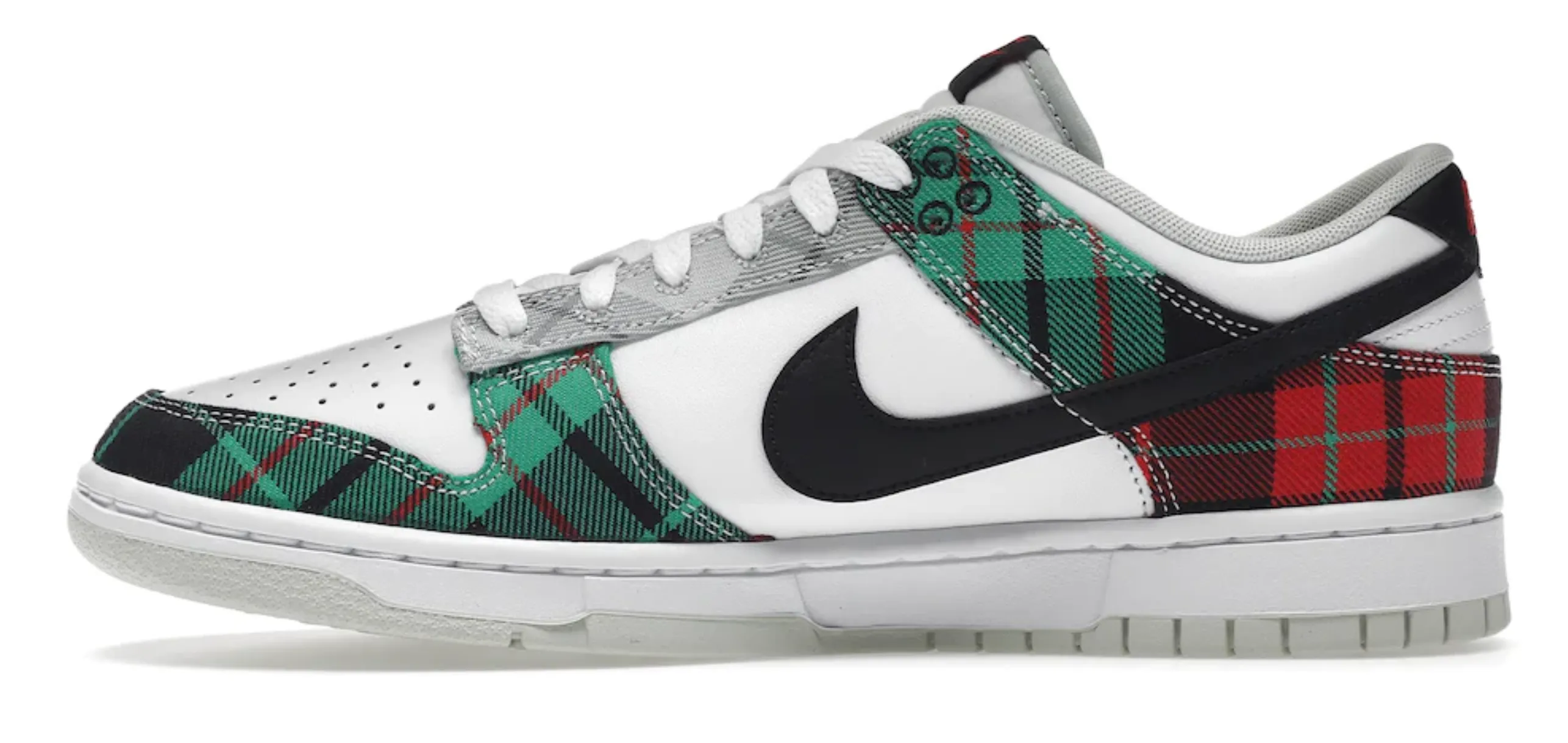 Nike Dunk Low Tartan Plaid