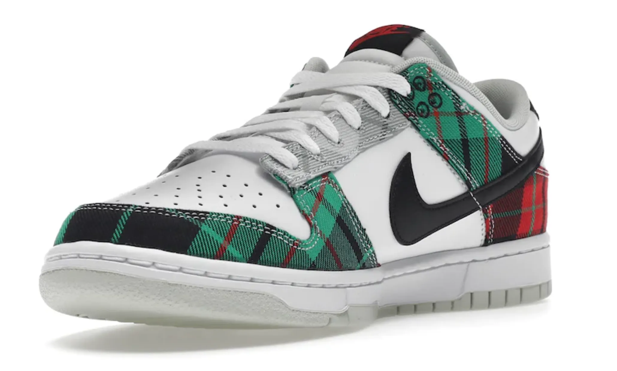 Nike Dunk Low Tartan Plaid