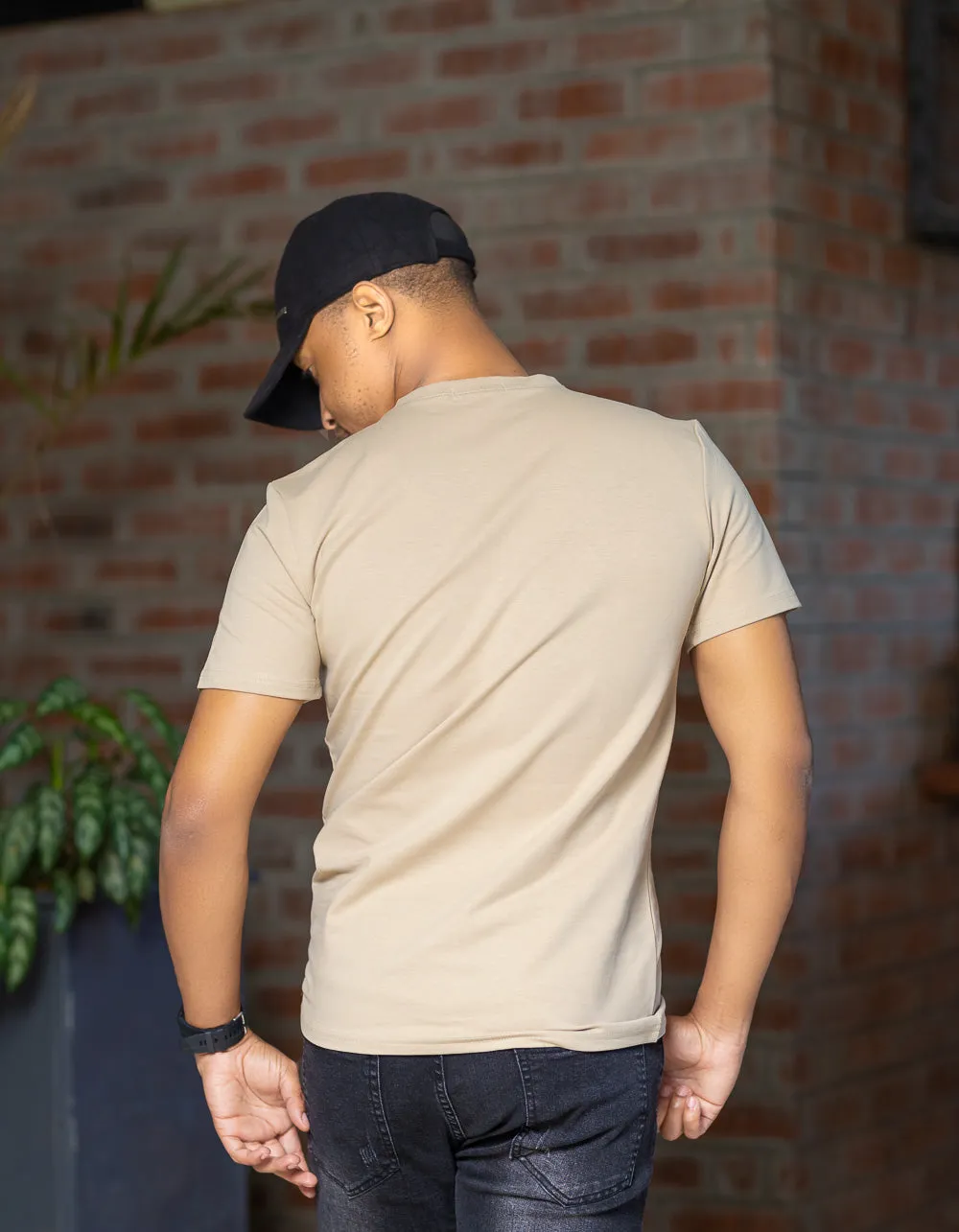 Plain round neck tshirt