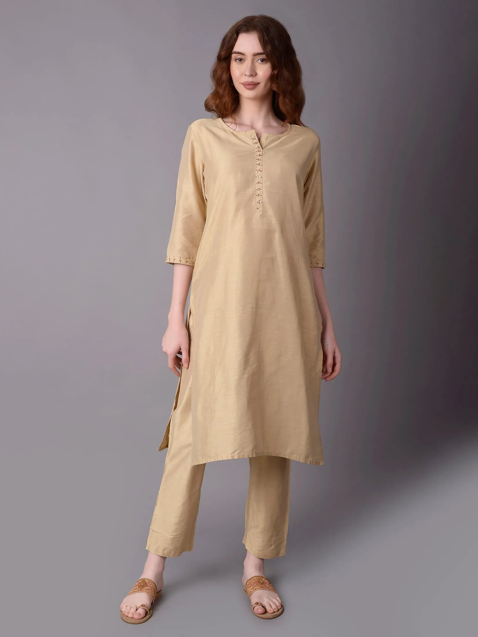 Women Beige Plain Kurta Trouser Dupatta